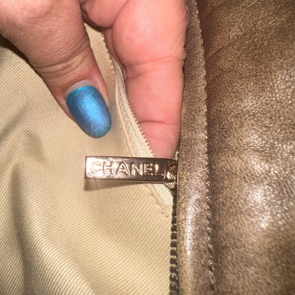 CHANEL Cloudy Bundle Bowler ❤️ Beige (Dirty Olive) - Picture 4 of 13